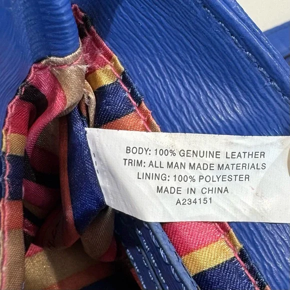 Tignanello Leather Crossbody Bag Blue Adjustable Strap Colorful Striped Lining - Picture 13 of 15